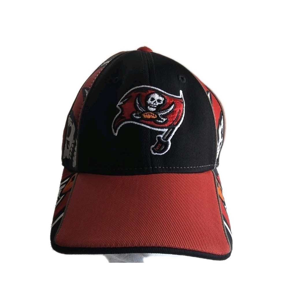 Tampa Bay Buccaneers Mens Vintage Logo Reebok‎ Fitted Hat NFL